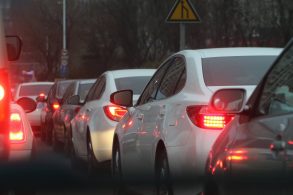 transito congestionamento cidade bom motorista