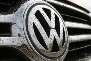 volkswagen logo