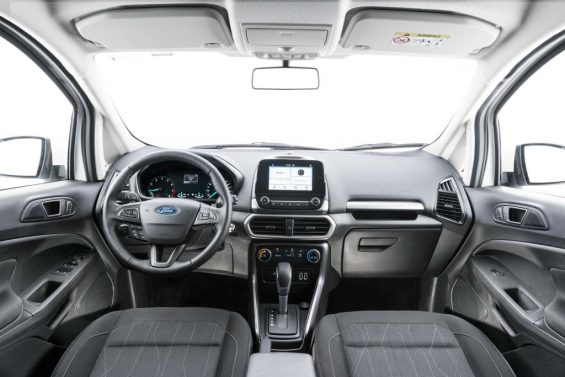 Novo EcoSport SE Interior 1