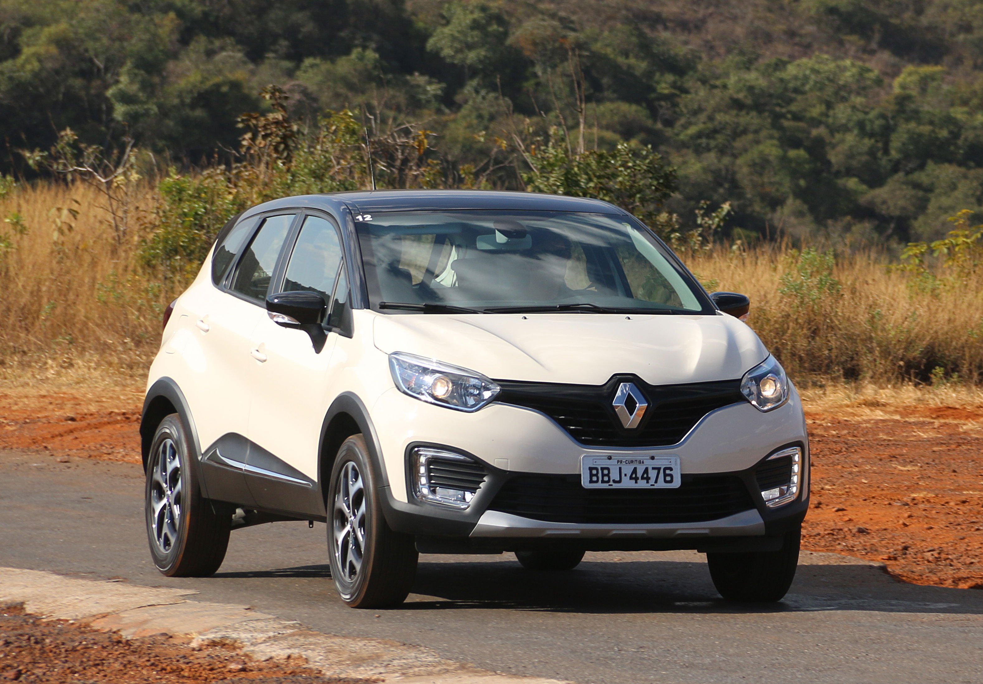 Renault Captur 1.6 com câmbio CVT