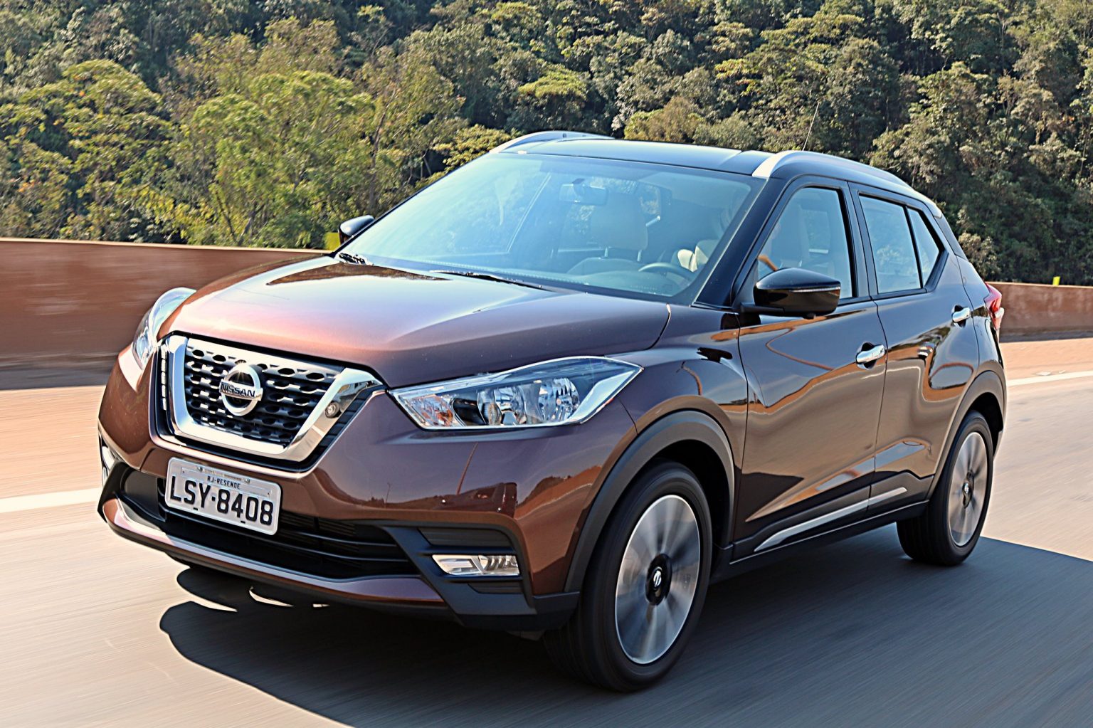 Nissan Kicks Pre Os Ficha T Cnica E Avalia O Da Vers O Sl