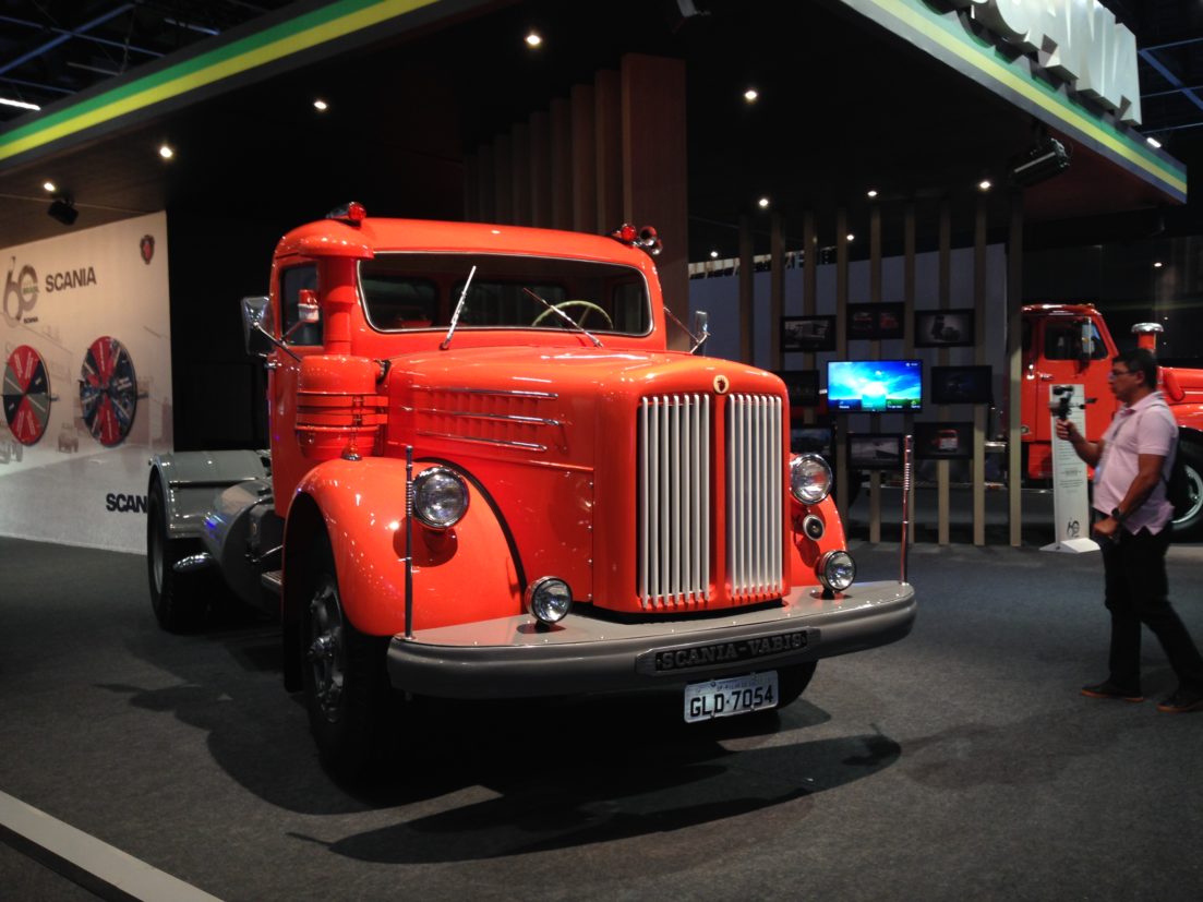 Scania L71 de 1957 (Bárbara Angelo/AutoPapo)