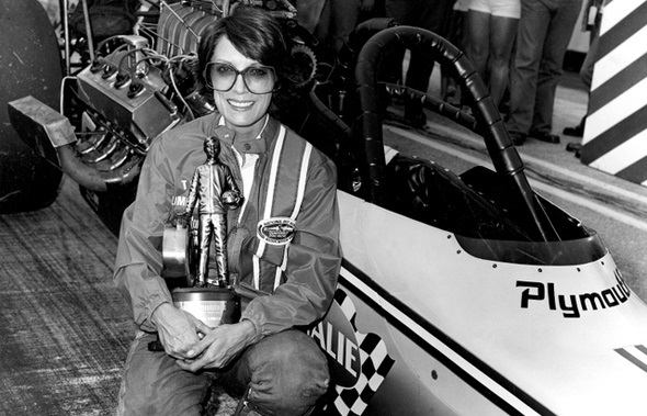 shirley muldoney piloto top ful com troféu mulheres dirigem mal