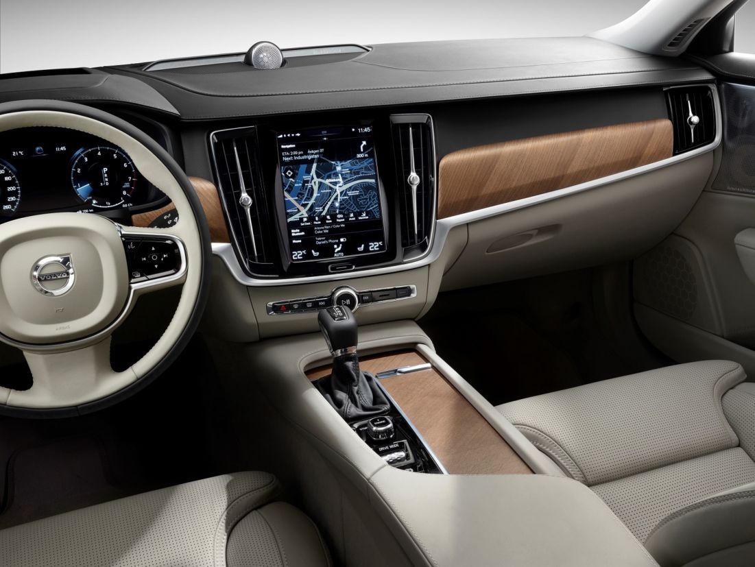 tisha 170073 interior cockpit volvo s90 v90