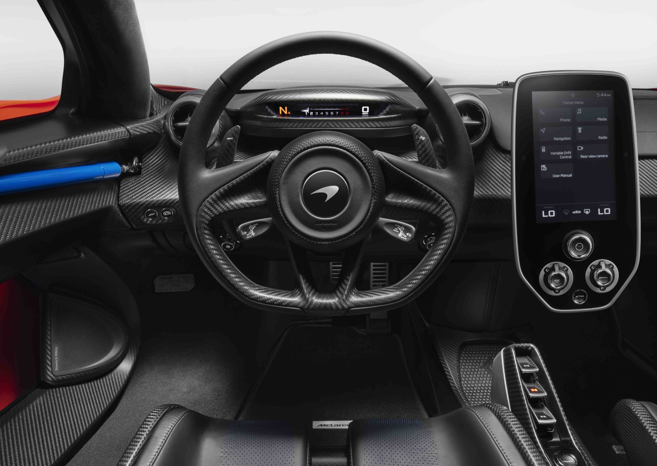 Painel do McLaren Senna é minimalista e tem apenas o essencial