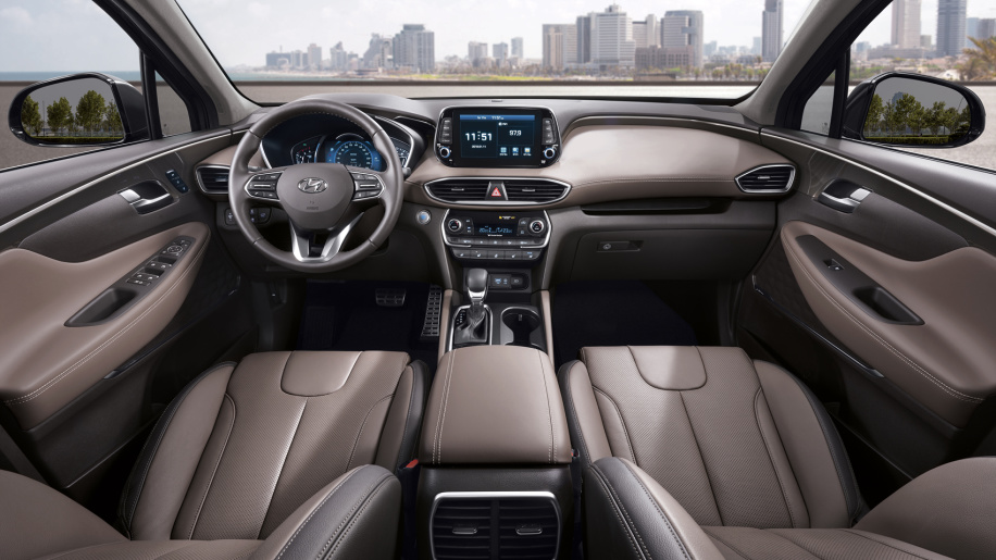 Hyundai Santa Fe 2019 será lançado em Genebra, em março. SUV coreano chega maior e com mais tecnologia.