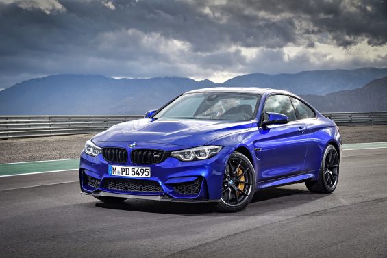 Marca anunciou que apenas seis unidades da versão esportiva BMW M4 CS será vendida no Brasil - veículo é o M4 mais potente para as ruas.