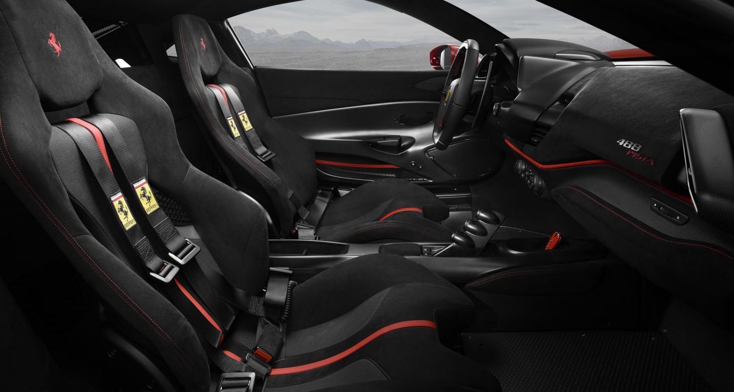 180064 car 488 pista