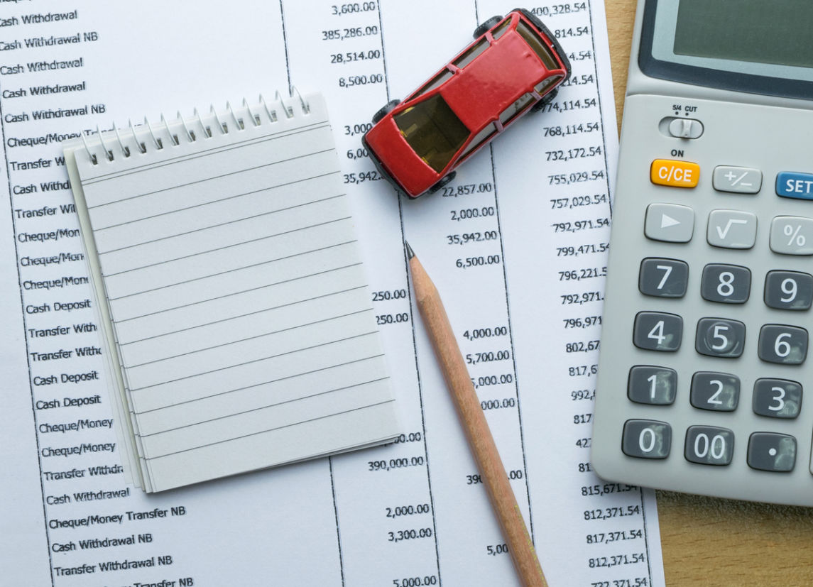 vendedores de carros preferem vender financiado
