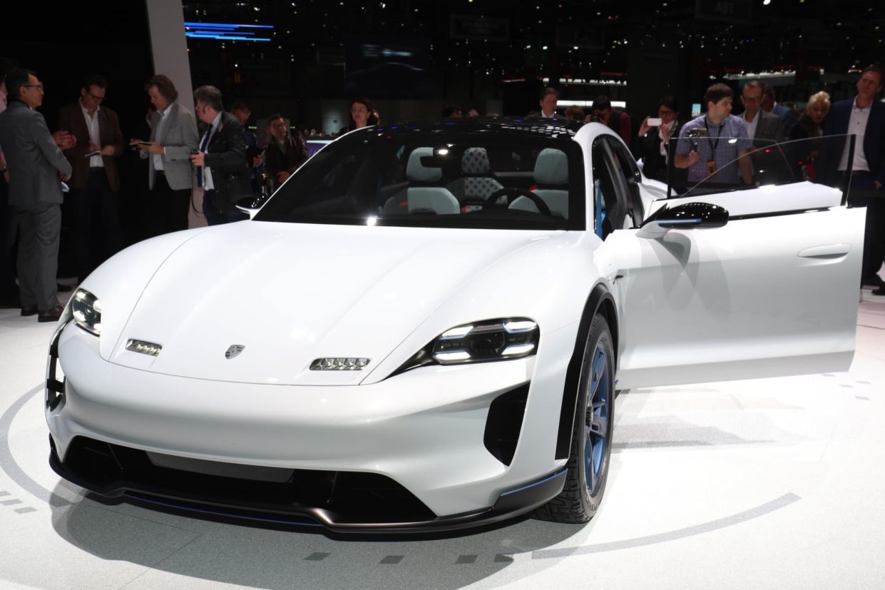 Mission E-Cross é destaque da Porsche