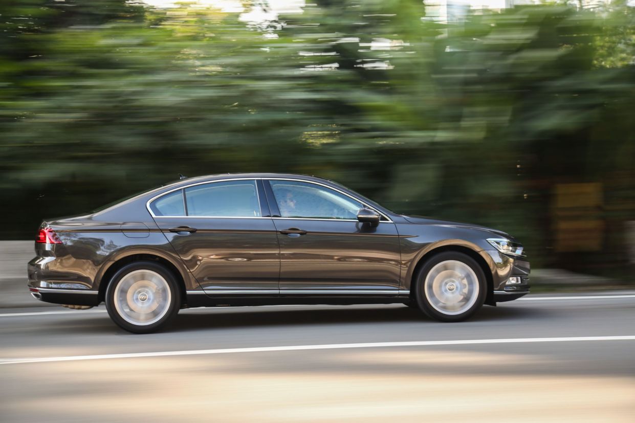 VW Passat 2018 chega em versão única
