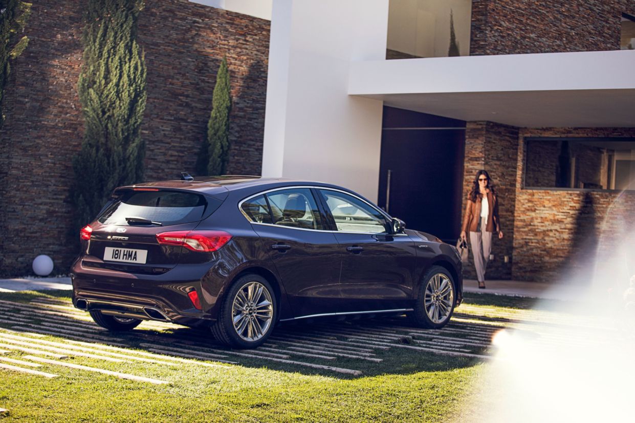 ford 2018 focus vignale 05