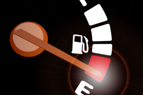 ilustra gasolina acabando