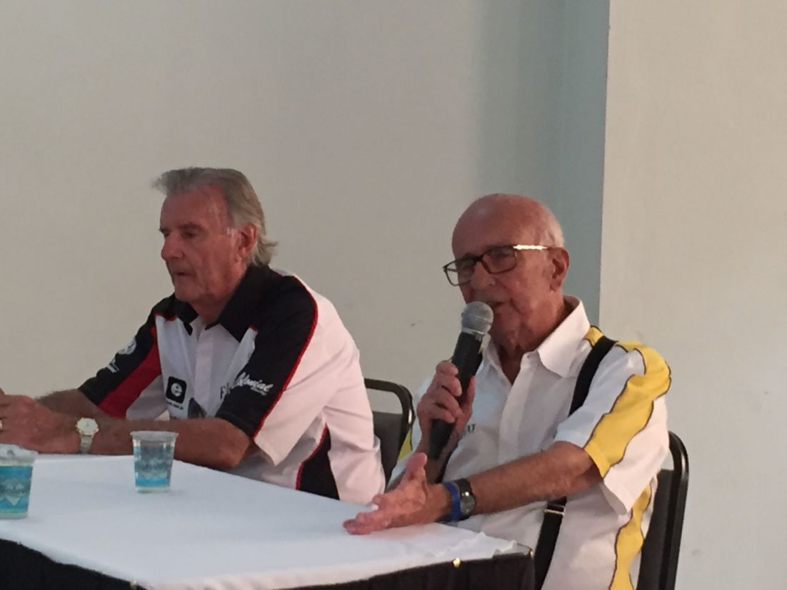 Uma das atrações do 5* Encontro Brasileiro de Autos Antigos foi a palestra de dois ícones do automobilismo brasileiro, Bird Clemente e Wilson Fittipaldi Jr. Bird falou sobre o desenvolvimento das corridas no Brasil, enquanto Wilson Fittipaldi contou sobre a participação de pilotos brasileiros nas pistas europeias e do único carro de F1 construído por ele e seu irmão Emerson, o Copersucar. Lindóia 2018