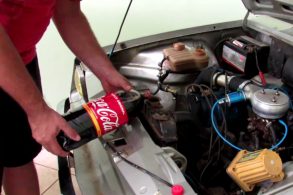 coca cola no radiador