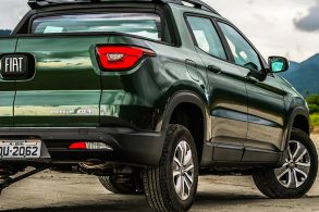 2 toro para acao fiat retrovisor direito