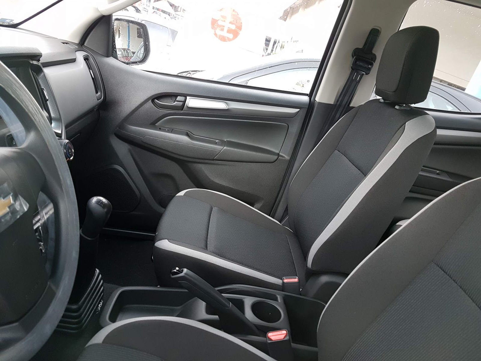 S10 Advantage - interior, bancos dianteiros