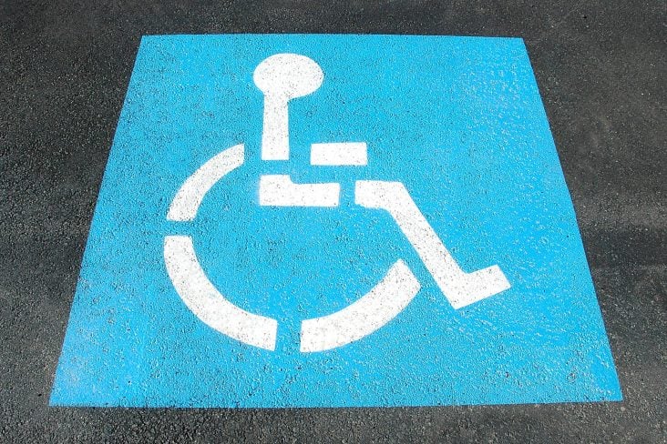 handicap parking 2328893 1920