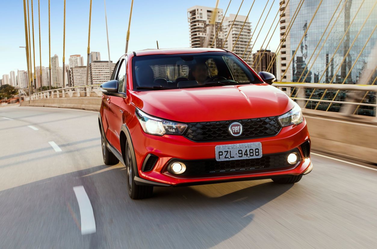 Carros PcD Fiat: Argo HGT 1.8 custa R$ 50.128,32