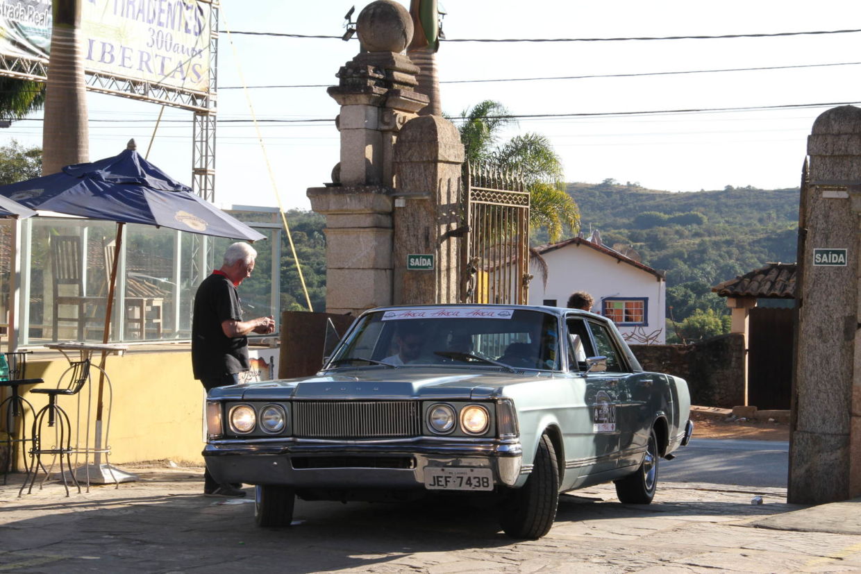 Ford Landau 1978 completa o trajeto de aproximadamente 200 km Foto Alexandre Carneiro | AutoPapo