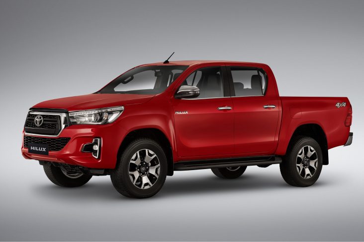 2. toyota hilux 2019