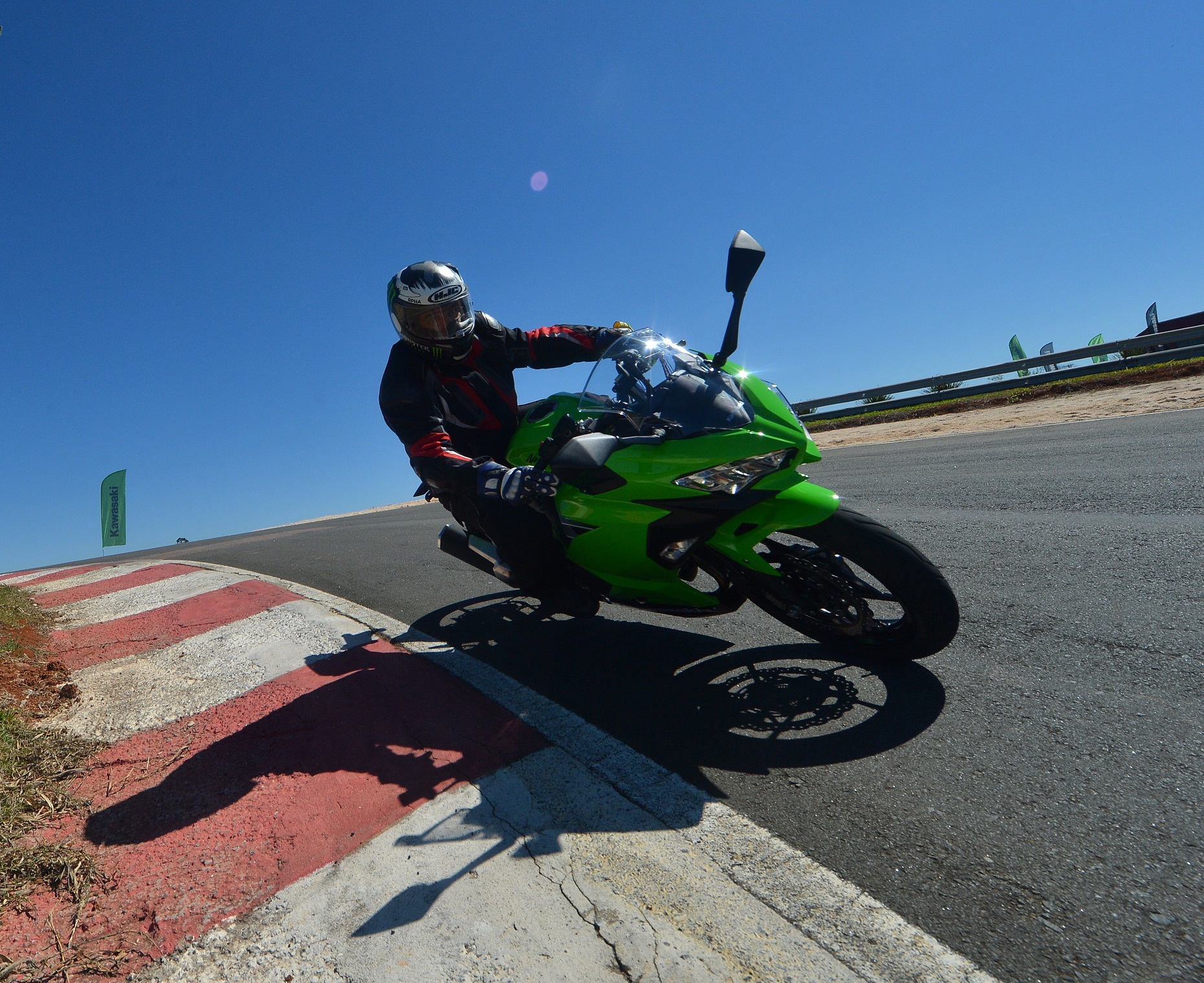 Kawasaki Ninja 400 2019 cresceu e ficou mais leve