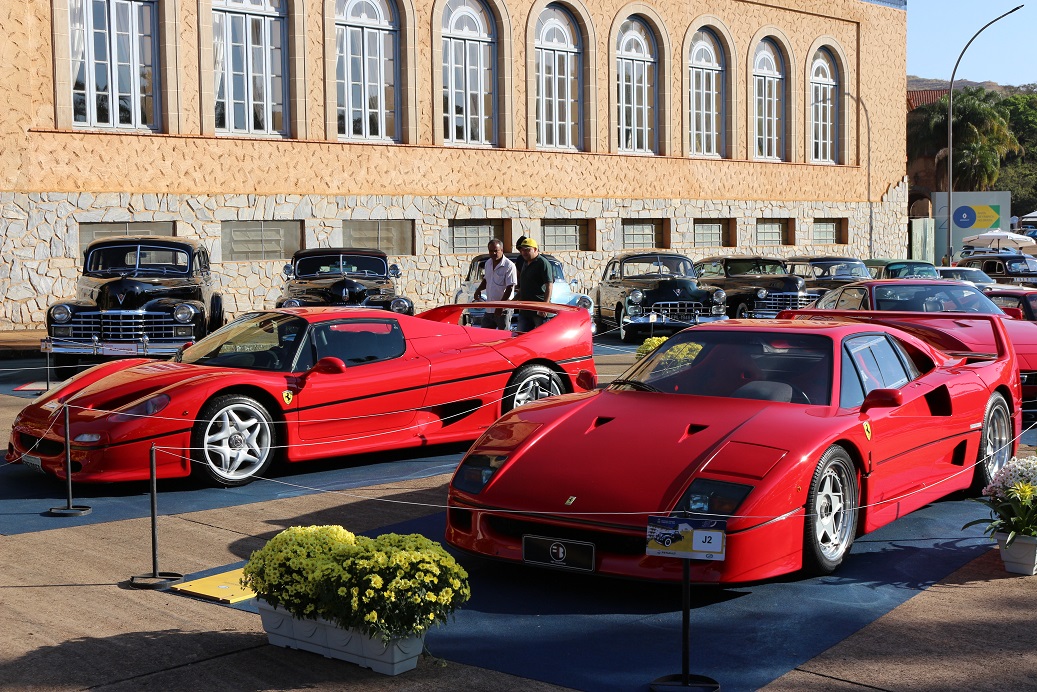 Os carros raros do Brazil Classics Renault Show: Ferrari F-40 e F-50