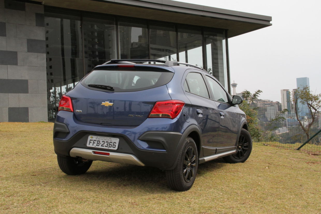 Chevrolet Onix Activ