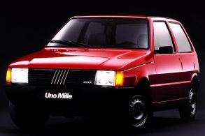 fiat uno mille 1990 vermelho de frente