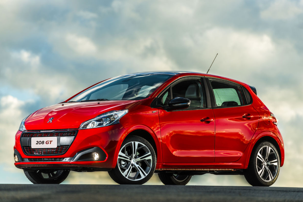 Carros com bom desempenho: Peugeot 208 GT