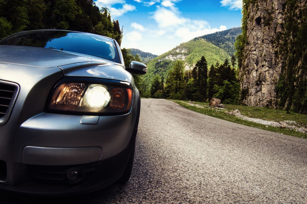 10 luzes do carro: você sabe para que elas servem?