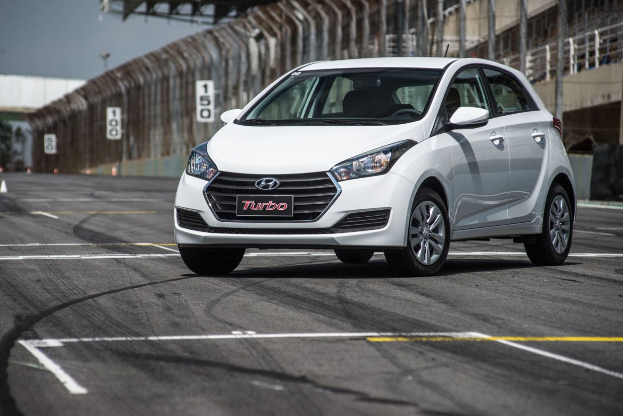 Hyundai HB20 com motor 1.0 turbinado, além de ser 0 km,tem como destaque o baixo consumo de combustível