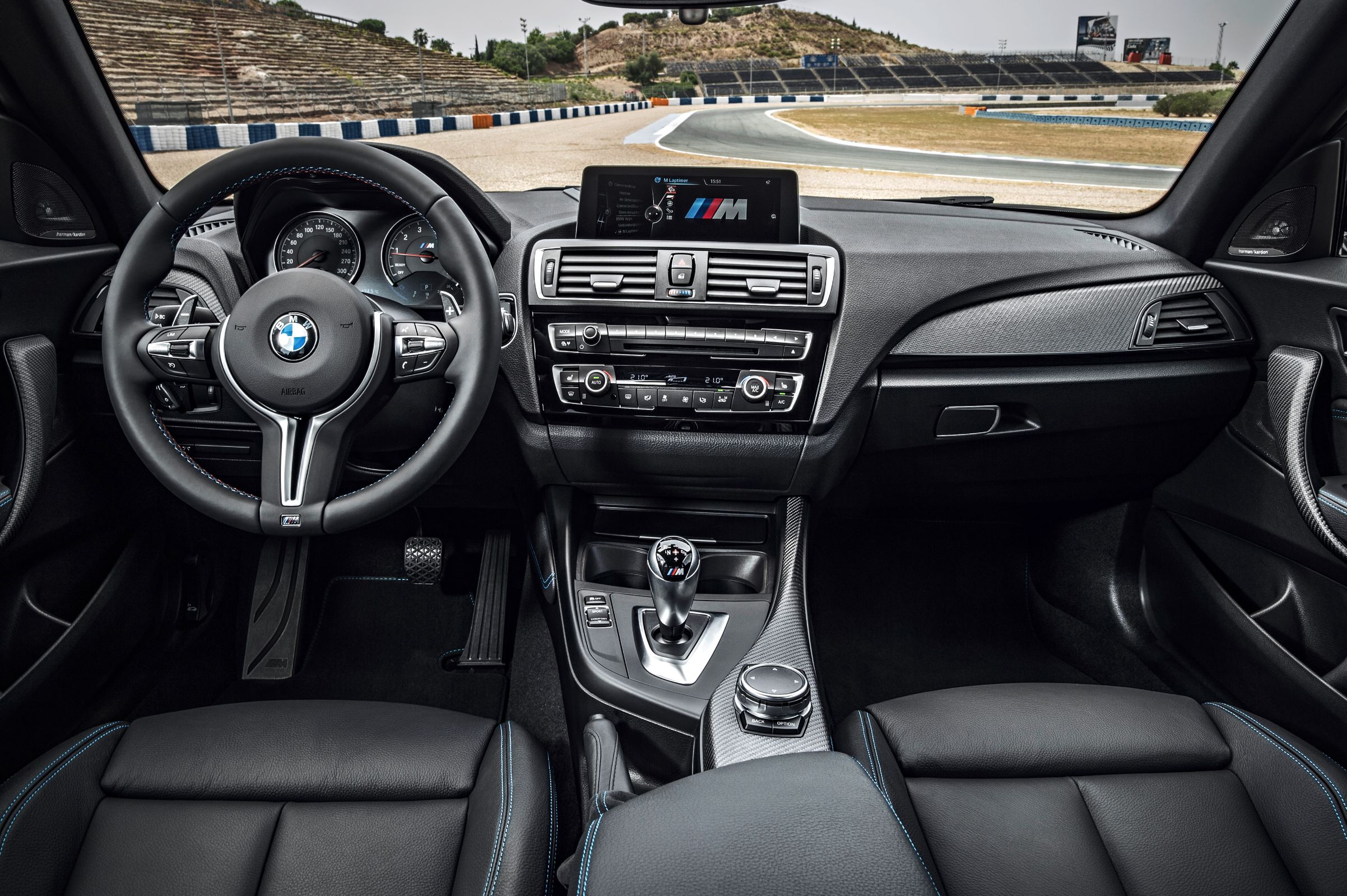 BMW M2: preço é alto e faltam alguns equipamentos