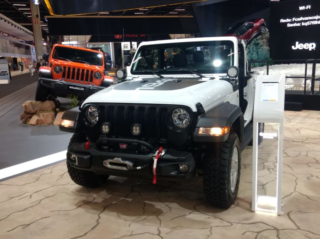 Nova geração do Wrangler é atração no estande da Jeep