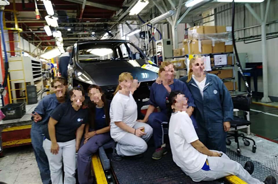 Funcionários da fábrica de Pacheco se despedem da SpaceFox