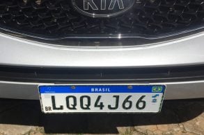 placa mercosul kia