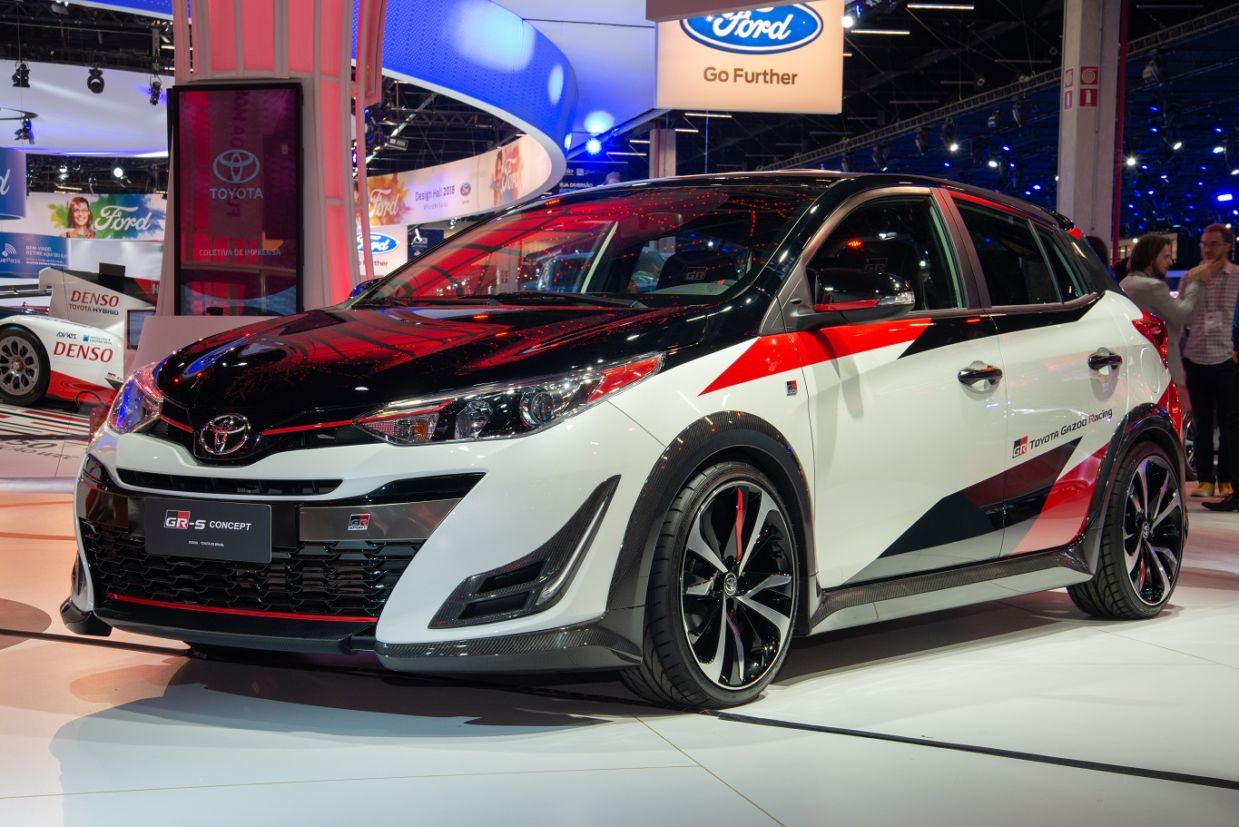 Toyota Yaris GR-S é um hot hatch em forma de carro conceito mostrado no Salão do Automóvel de São Paulo
