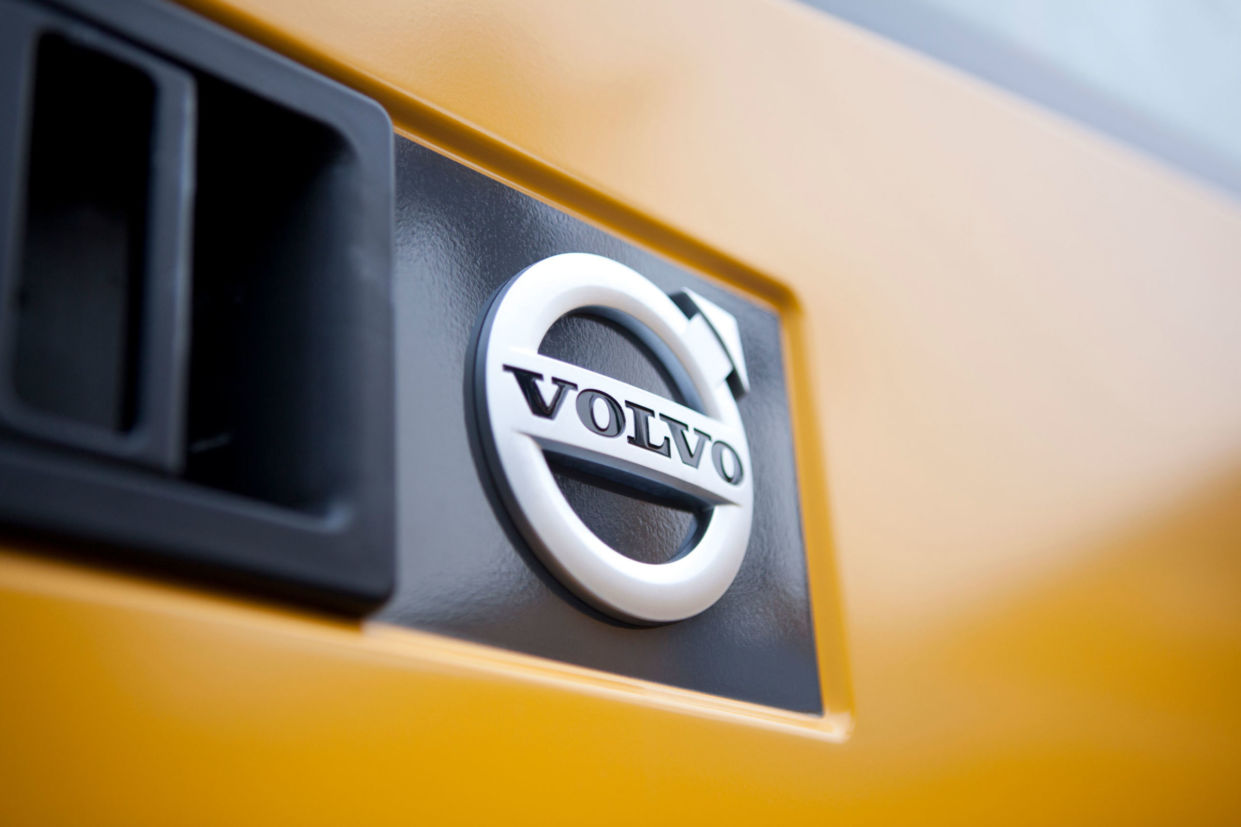volvo logo volvo logo