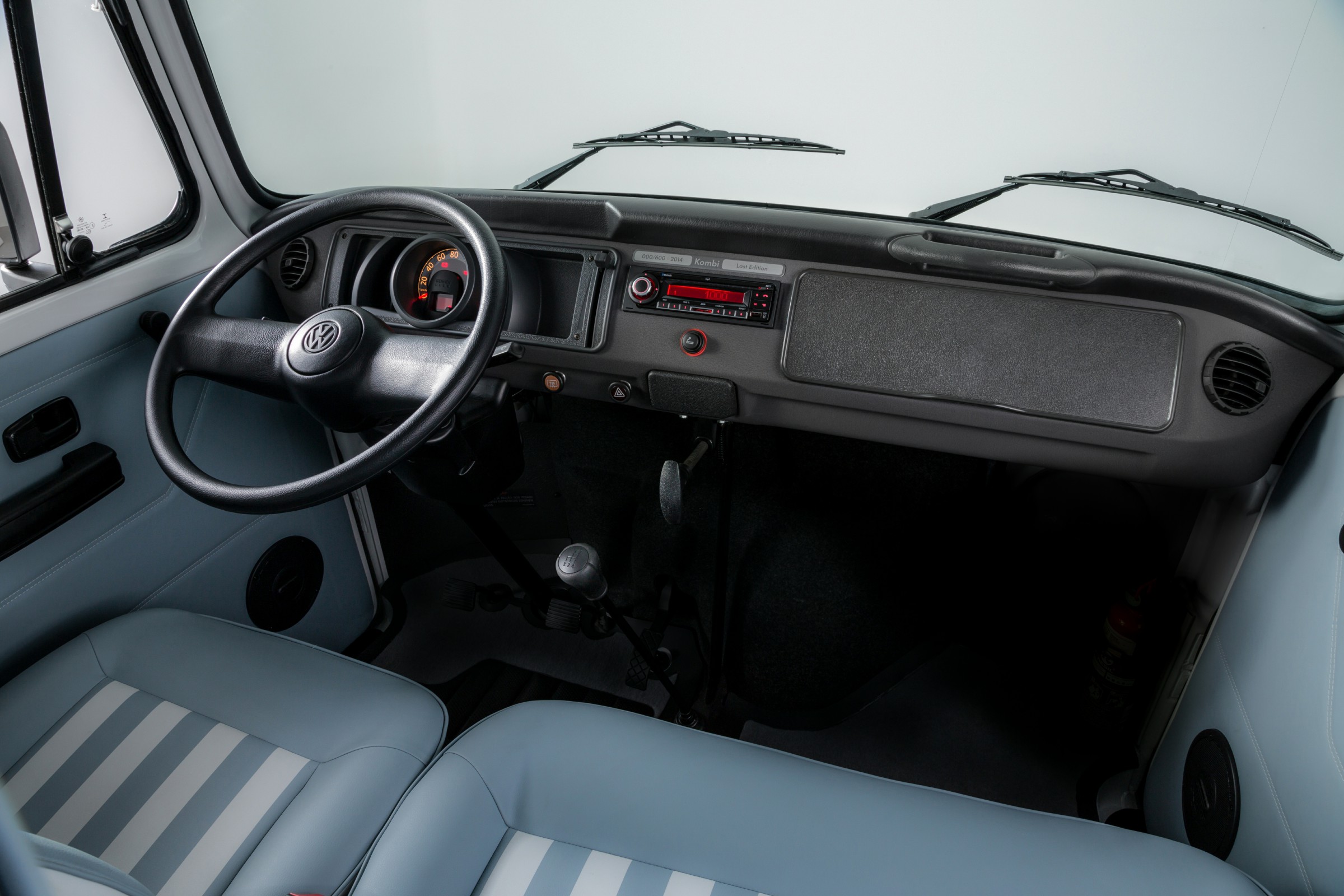 Volkswagen Kombi Last Edition: interior recebeu alguns mimos