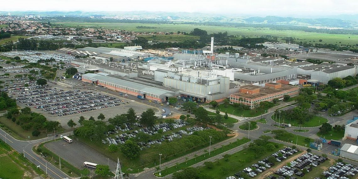 Fábrica da GM em São José dos Campos (SP)