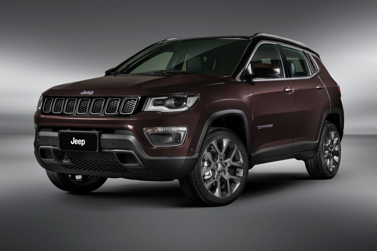 Jeep Compass S: SUV possui dispositivos autônomos