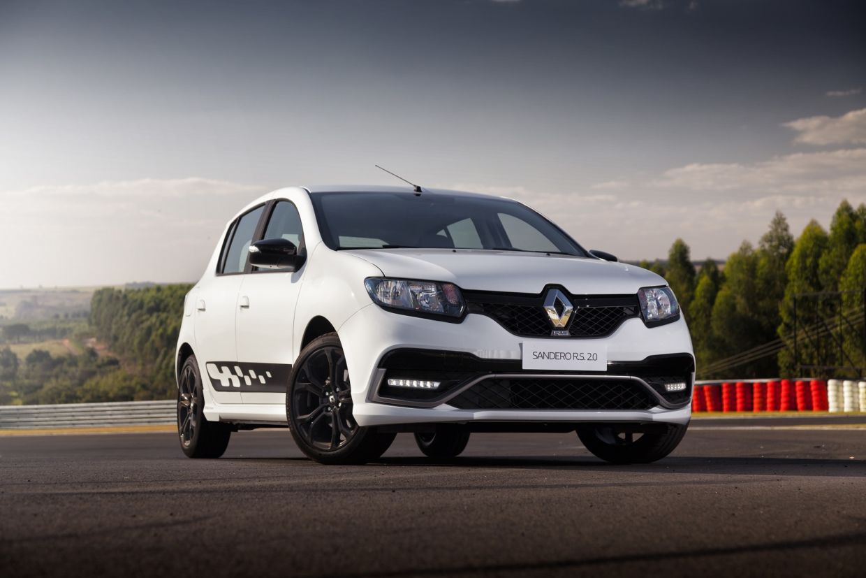 Carros esportivos baratos: Renault Sandero RS é o mais em conta desse segmento no país, com preço de R$ 67.790