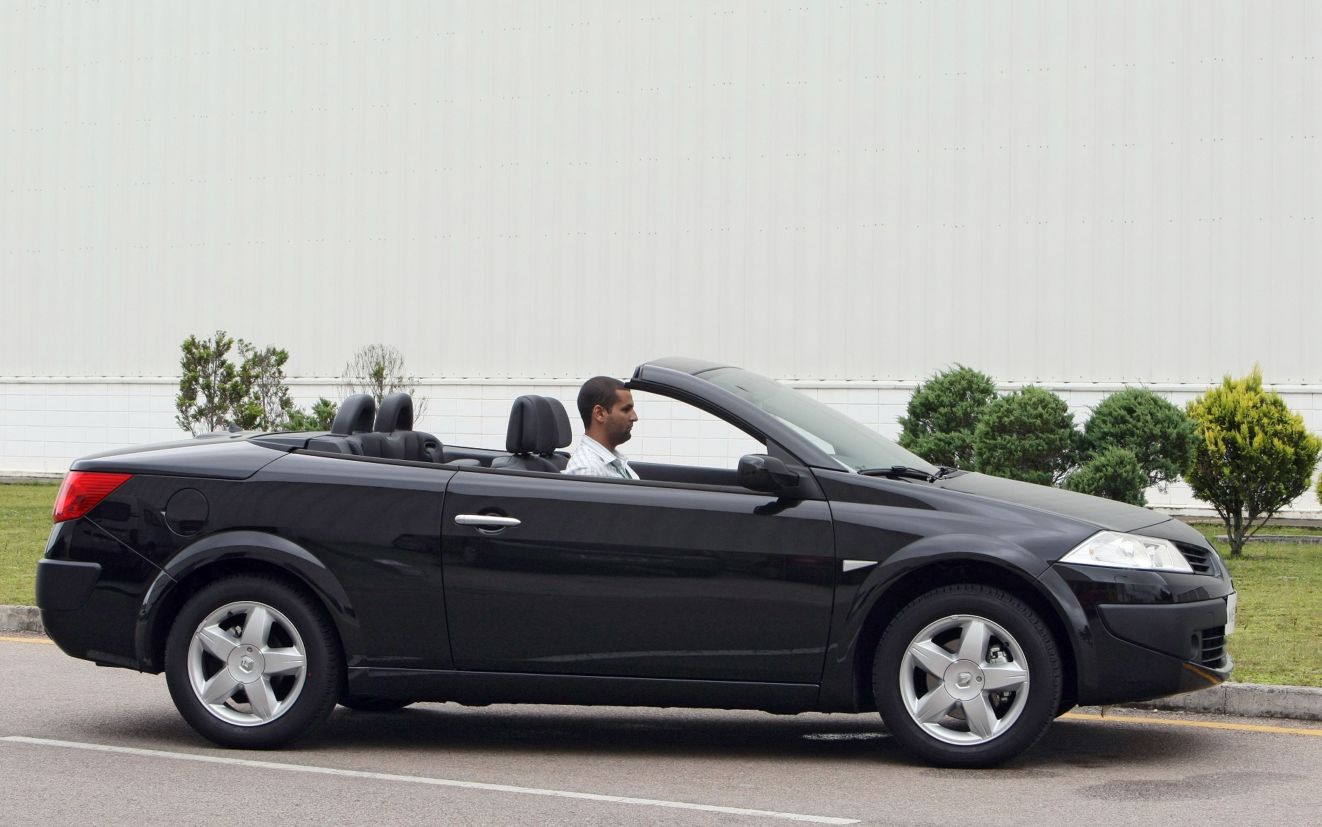 Renault Mégane Coupé Cabriolet é um dos carros conversíveis usados mais acessíveis do mercado