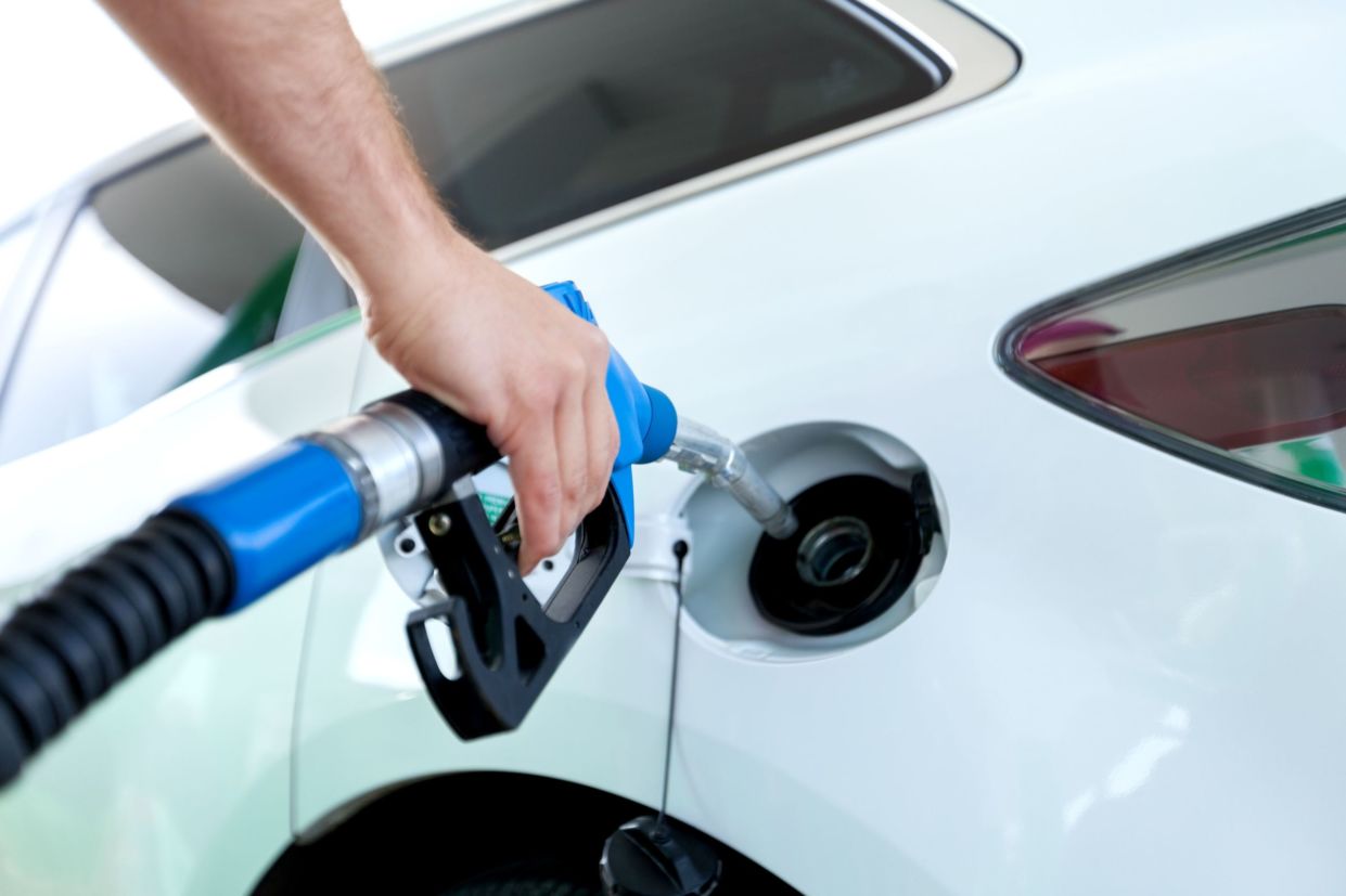 bomba de combustivel gasolina etanol diesel frentista posto de combustivel abastecer shutterstock 1 etanol aditivado