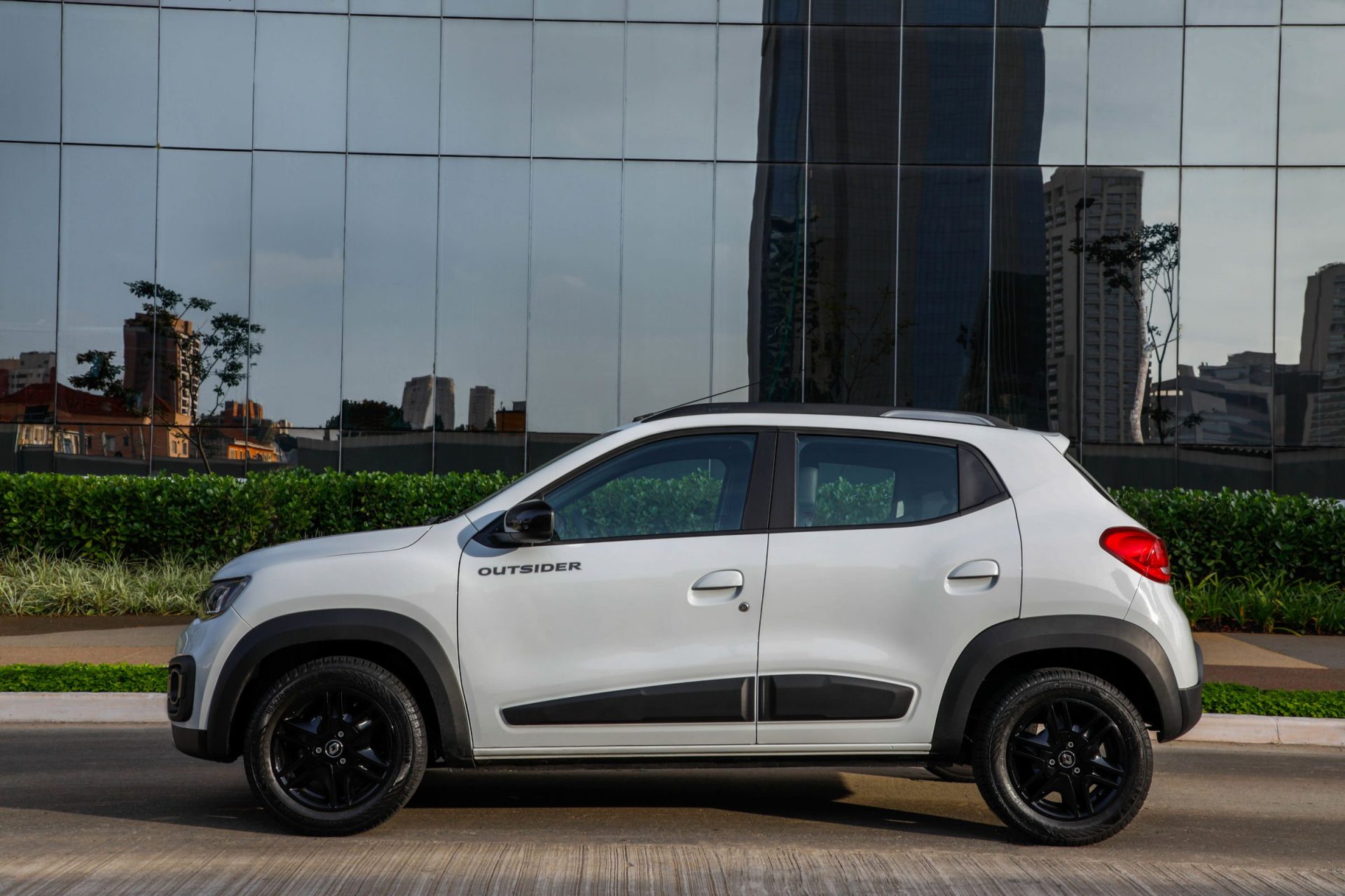 Kwird Kwid Outsider é lançado por R$ 43.990; leia a nossa avaliação