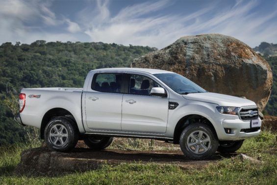 ford ranger 2020 xls lateral