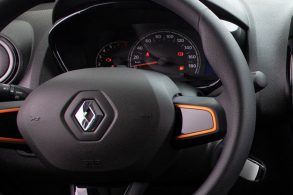 conta giros kwid