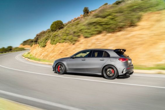 mercedes amg a 45 s lateral