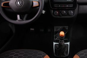 renault kwid outsider 047