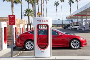 tesla carregador supercharger